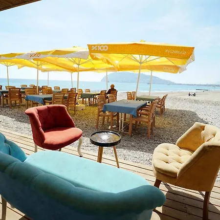 Hotel Risus Park 3*
