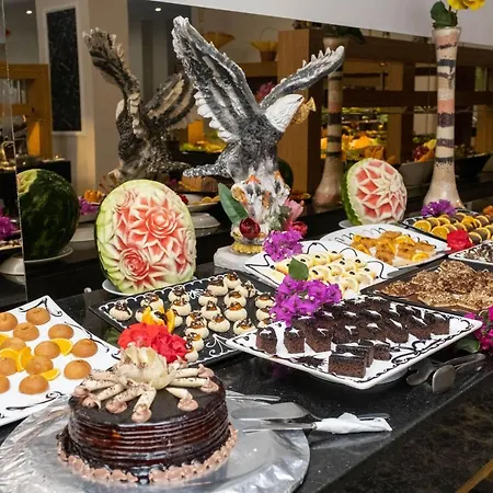 Hotel Risus Park 3*