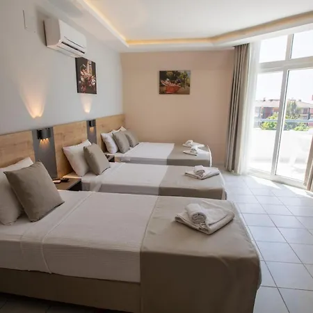 Risus Park 3*