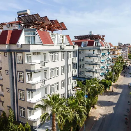 Risus Park Hotel