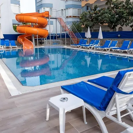 Risus Park 3*
